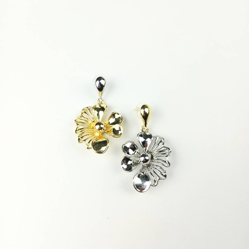 Aretes Lys